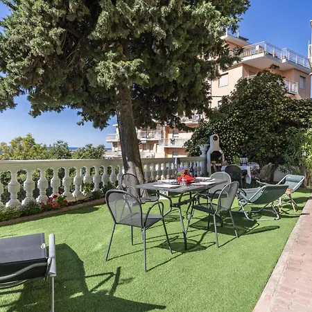 Apartman Incantevole Vista Mare By Interhome